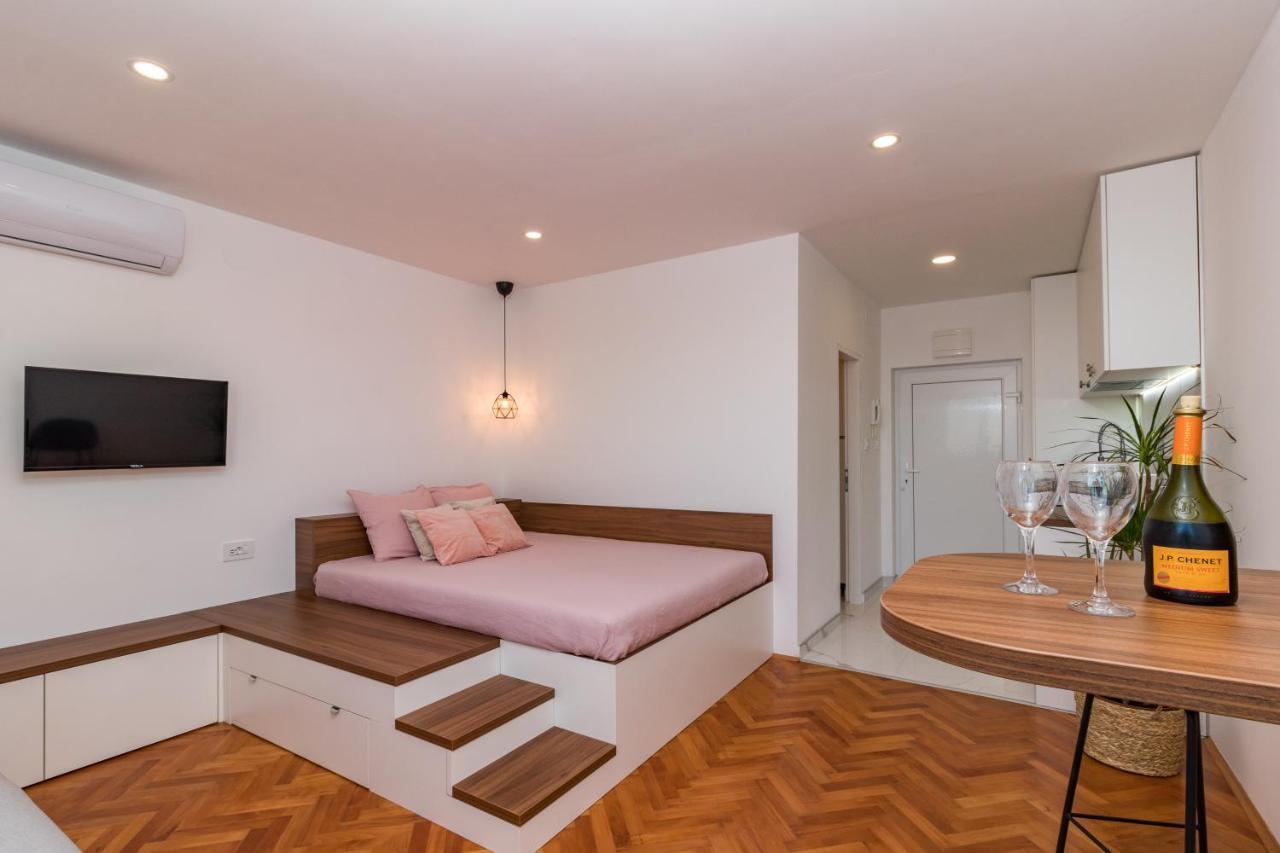 Top Floor Modern Apartment With Incredible Views Pula Luaran gambar